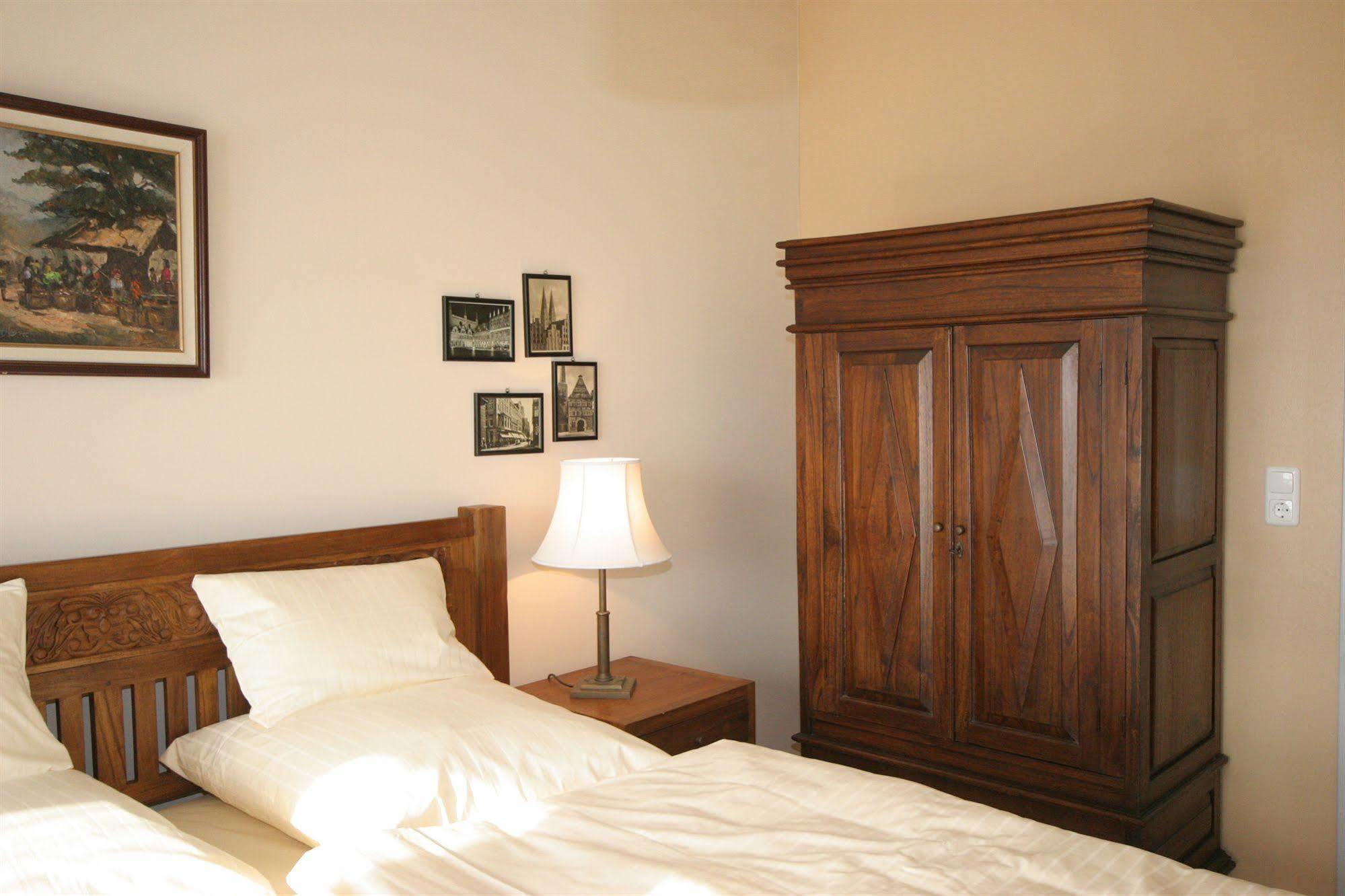 Hotel Gutenberger Любек Экстерьер фото