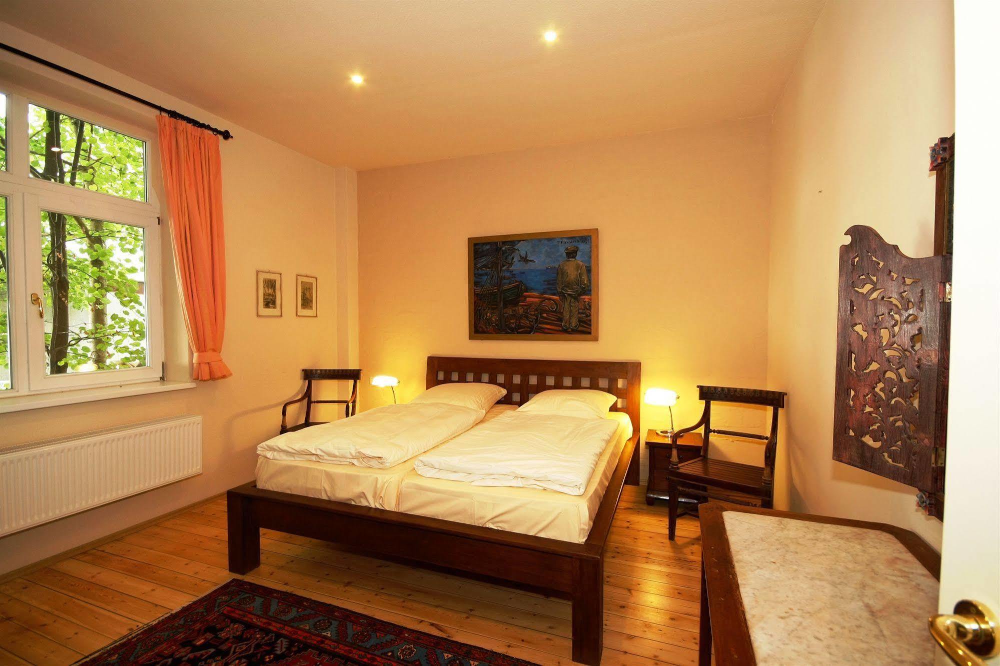 Hotel Gutenberger Любек Экстерьер фото